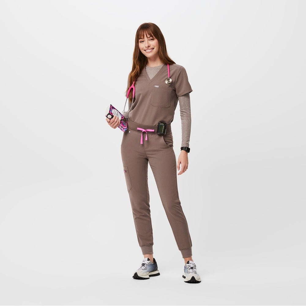 Figs Smokey taupe XL Zamora and Catarina